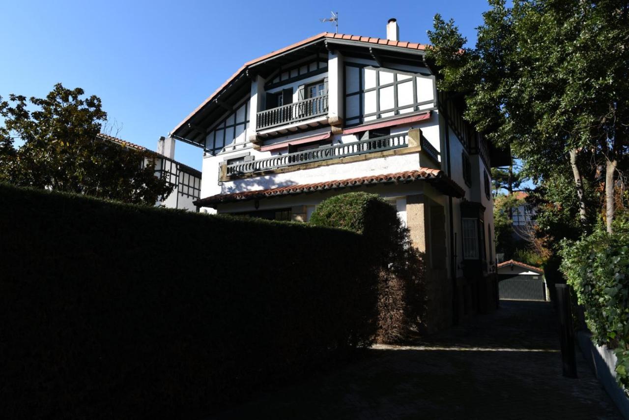Tradicion Y Elegancia Villa Getxo Exterior photo